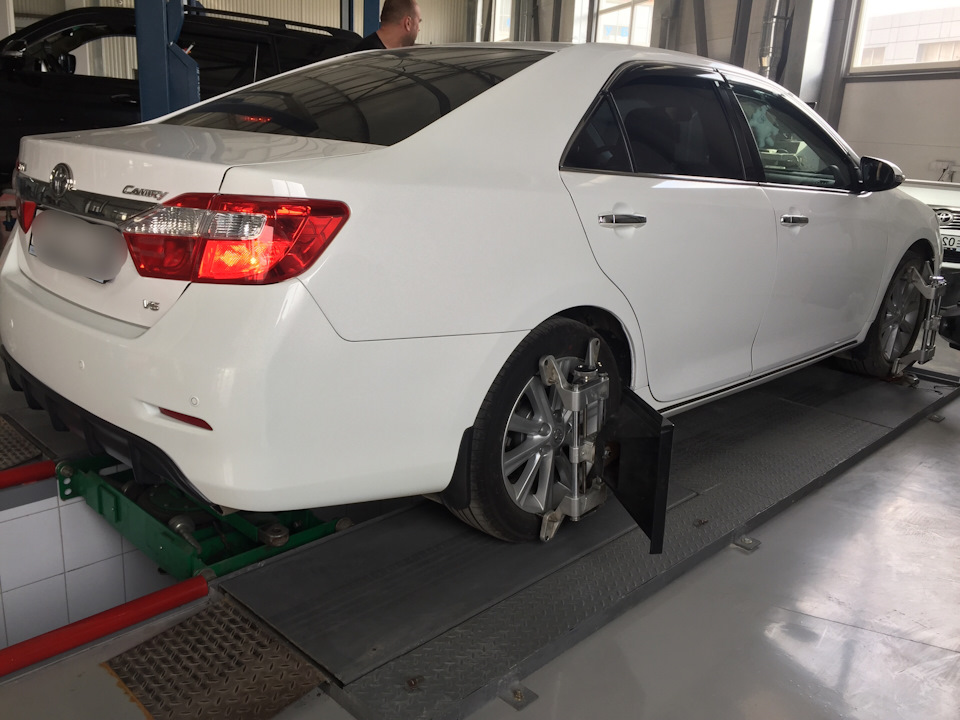 Шаровая, тяга, сайлентблок и тишина😜 — Toyota Camry (XV50), 3,5 л, 2013 ...