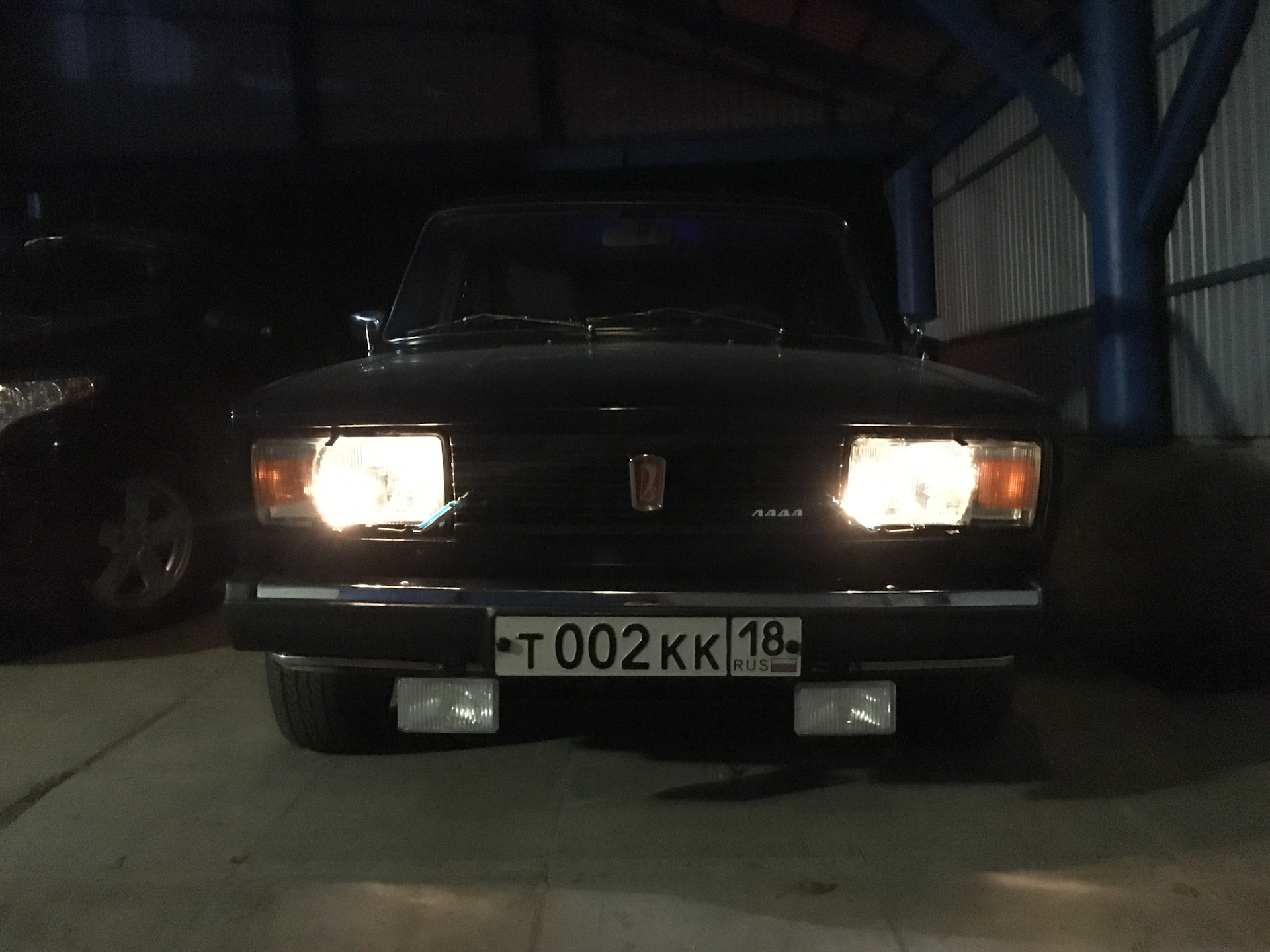 Дзечь Рипаблик или Джеч Бур или Made in Czechoslovakia! — Lada 21043, 1,6  л, 2007 года | стайлинг | DRIVE2