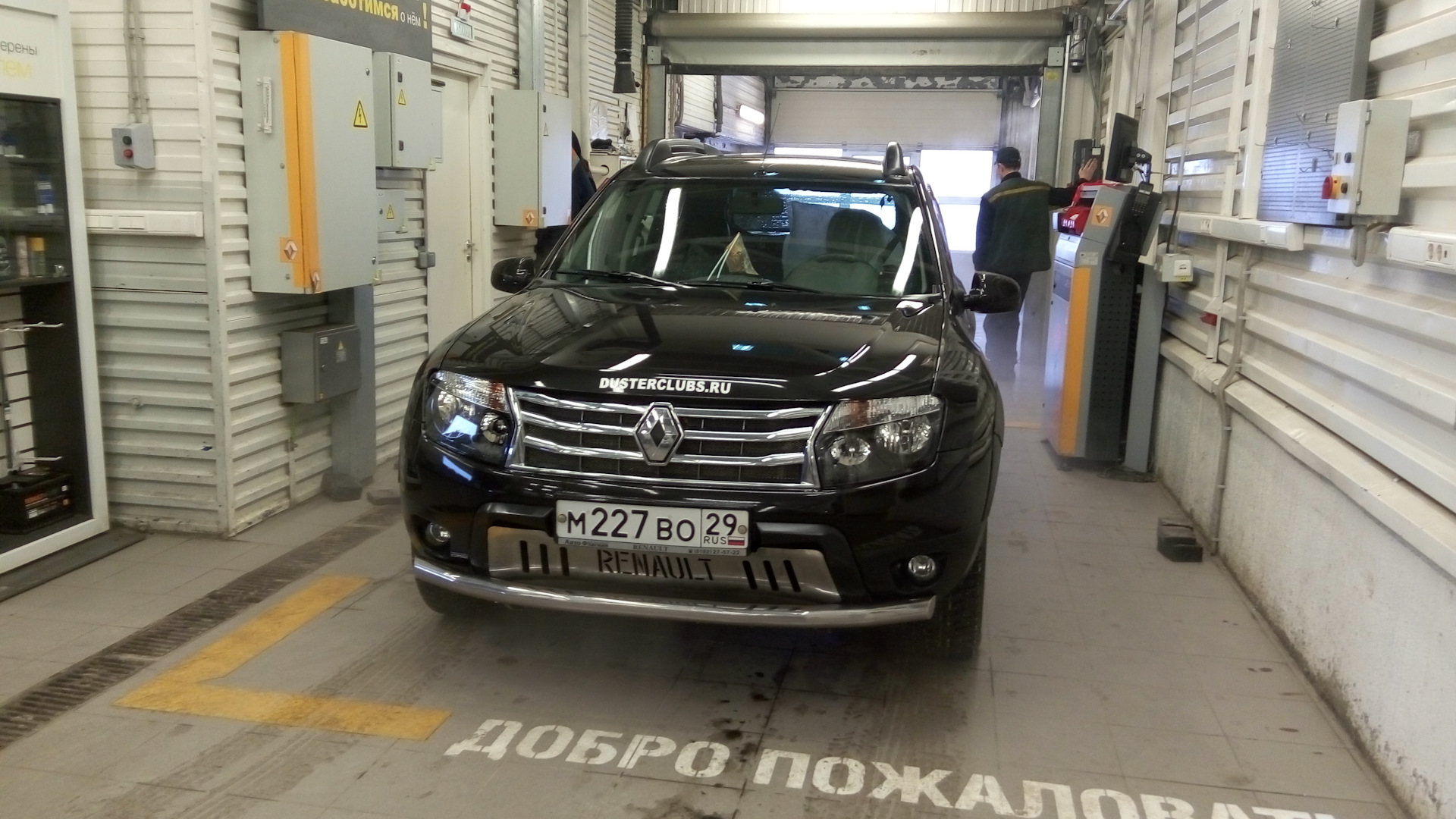 Renault Duster (1G) 1.6 бензиновый 2013 | Привеледж 1,6 4х4 на DRIVE2