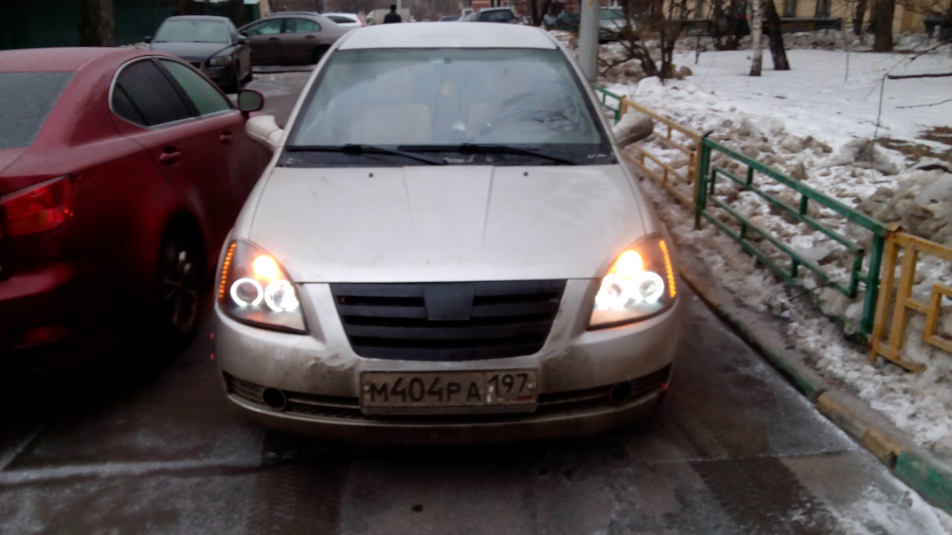 Установка ангельских глазок . — Chery A5 Fora, 1,6 л, 2008 года ...
