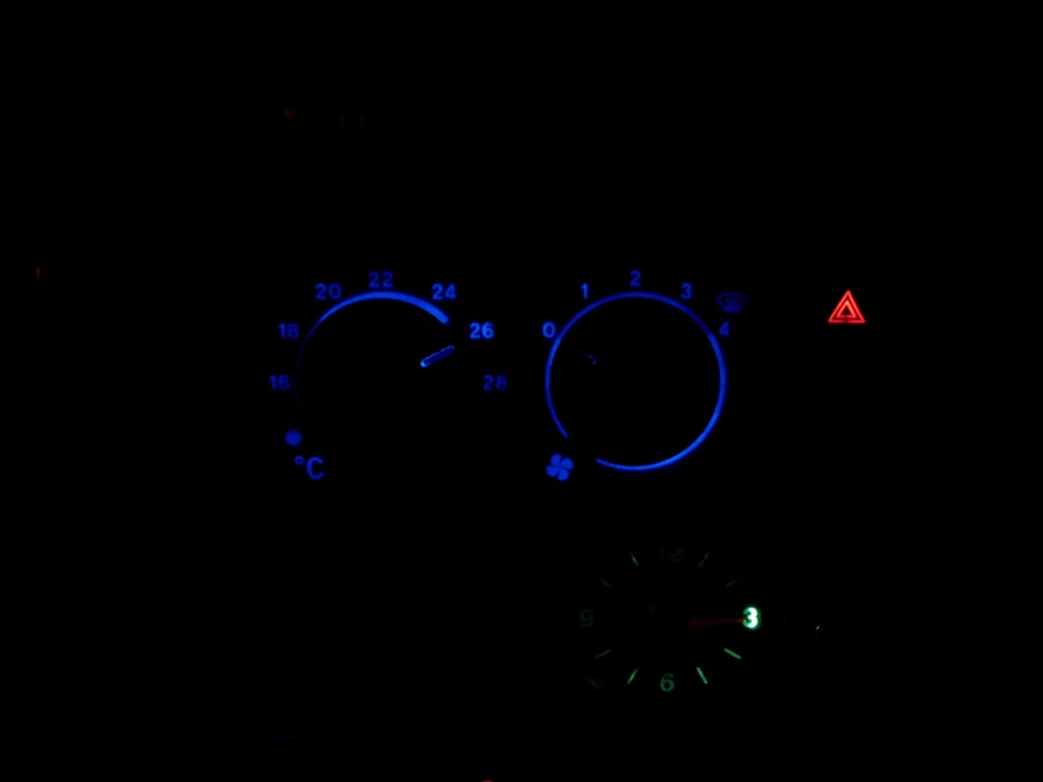 Замена лампочки на светодиод в САУО — Lada 21102, 1,5 л, 2004 года ...