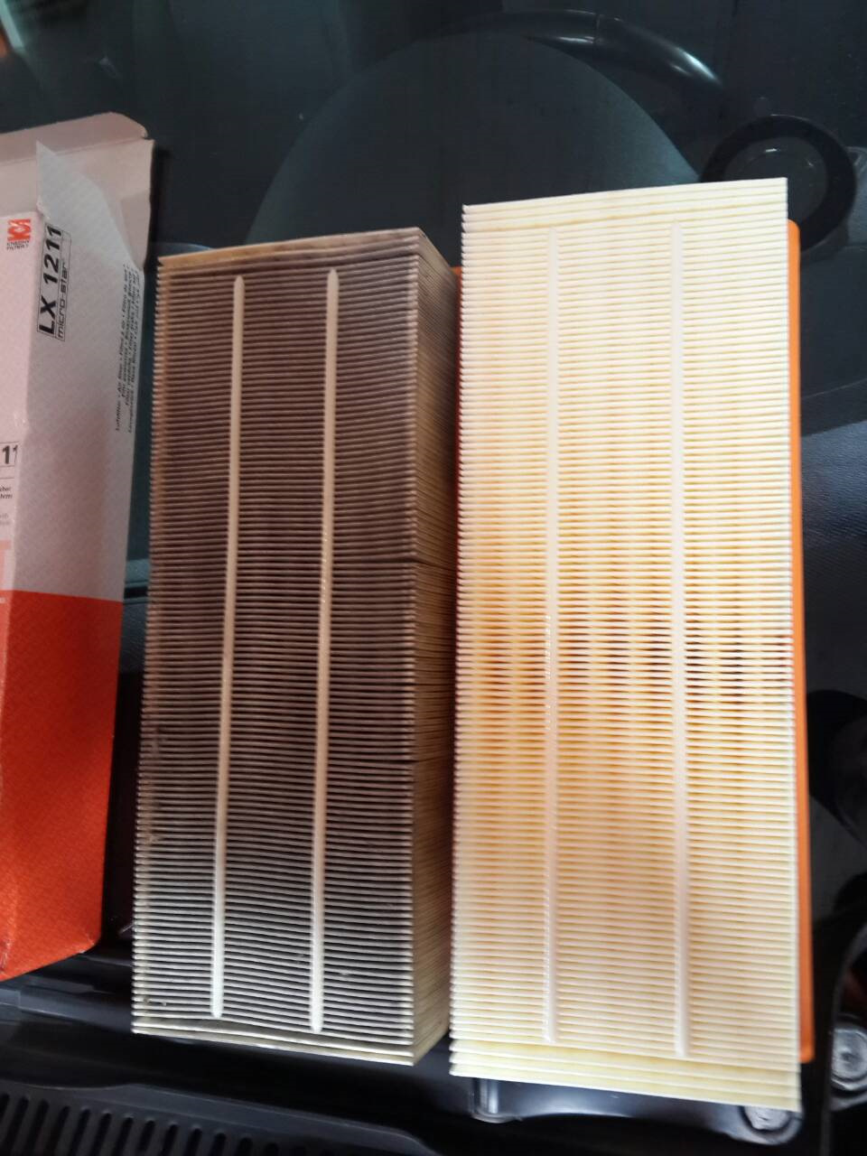 Photo from the logbook Volkswagen Caddy (3G). Found on photo: LX1211