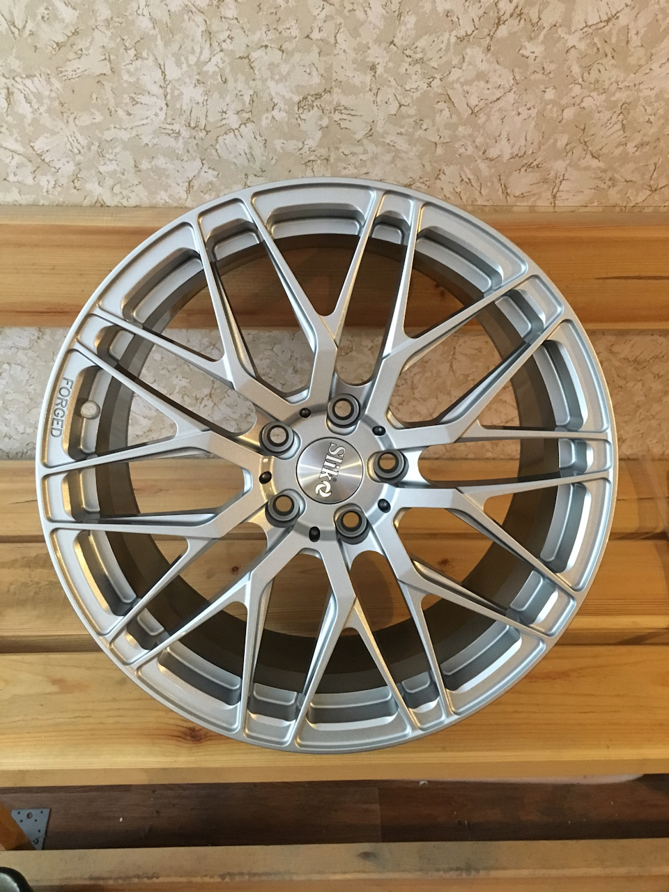 Фото в бортжурнале Audi A6 (C6)