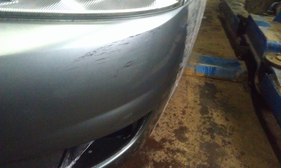 зацепили во дворе — Lada Приора седан, 1,6 л, 2012 года | ДТП | DRIVE2