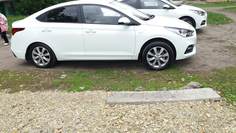 Чернение резины и пластика глицерином — Hyundai Solaris (2G), 1,6 л ...