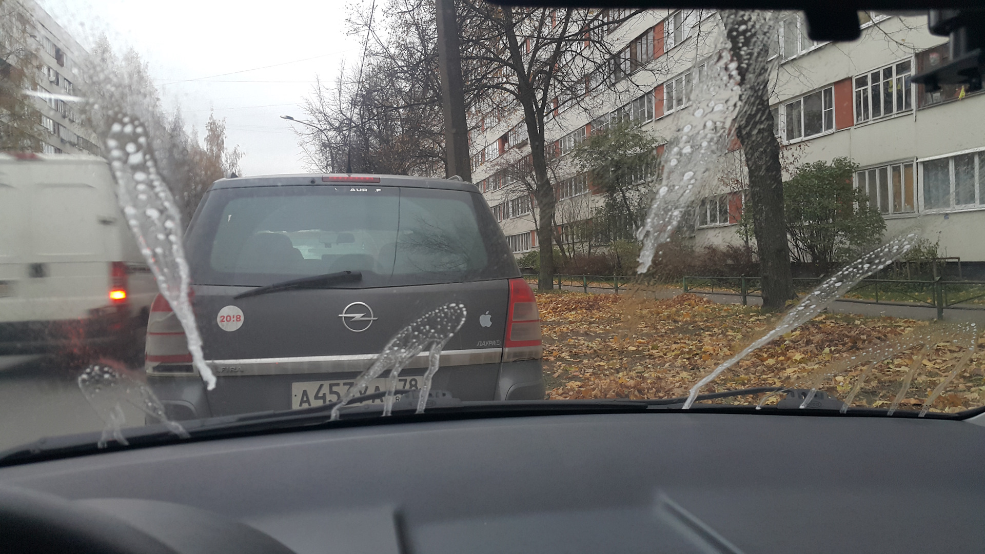 Замена форсунок омывателей лобового стекла — Hyundai Getz, 1,4 л, 2007 ...