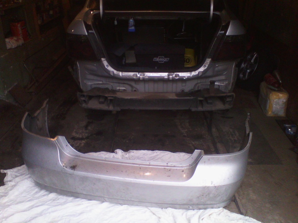 Попаял немного бампер — Chevrolet Aveo Sedan (1G), 1,5 л, 2007 года ...