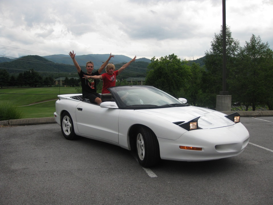 Pontiac Firebird drive2