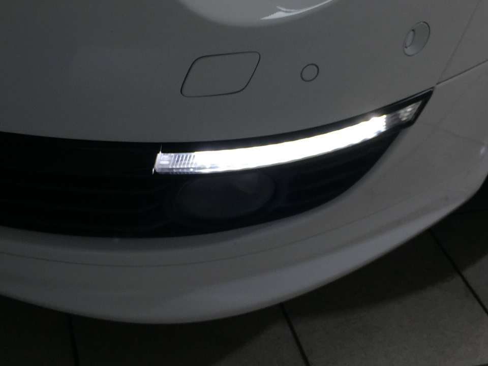 Daytime Running Lights — Volkswagen Passat B6, 3,6 л, 2010 года тюнинг DRIVE2