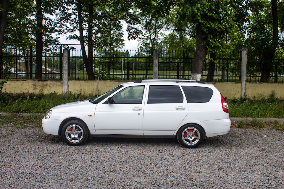 15 slik приора универсал. Приора универсал r16. Приора универсал на штампах r14. Приора универсал r15. Приора универсал статусы.