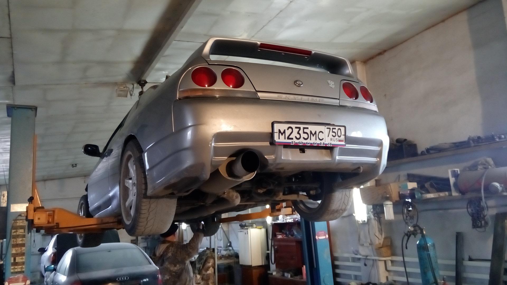 Nissan Skyline (R33 Series 2) 2.5 бензиновый 1996 | 