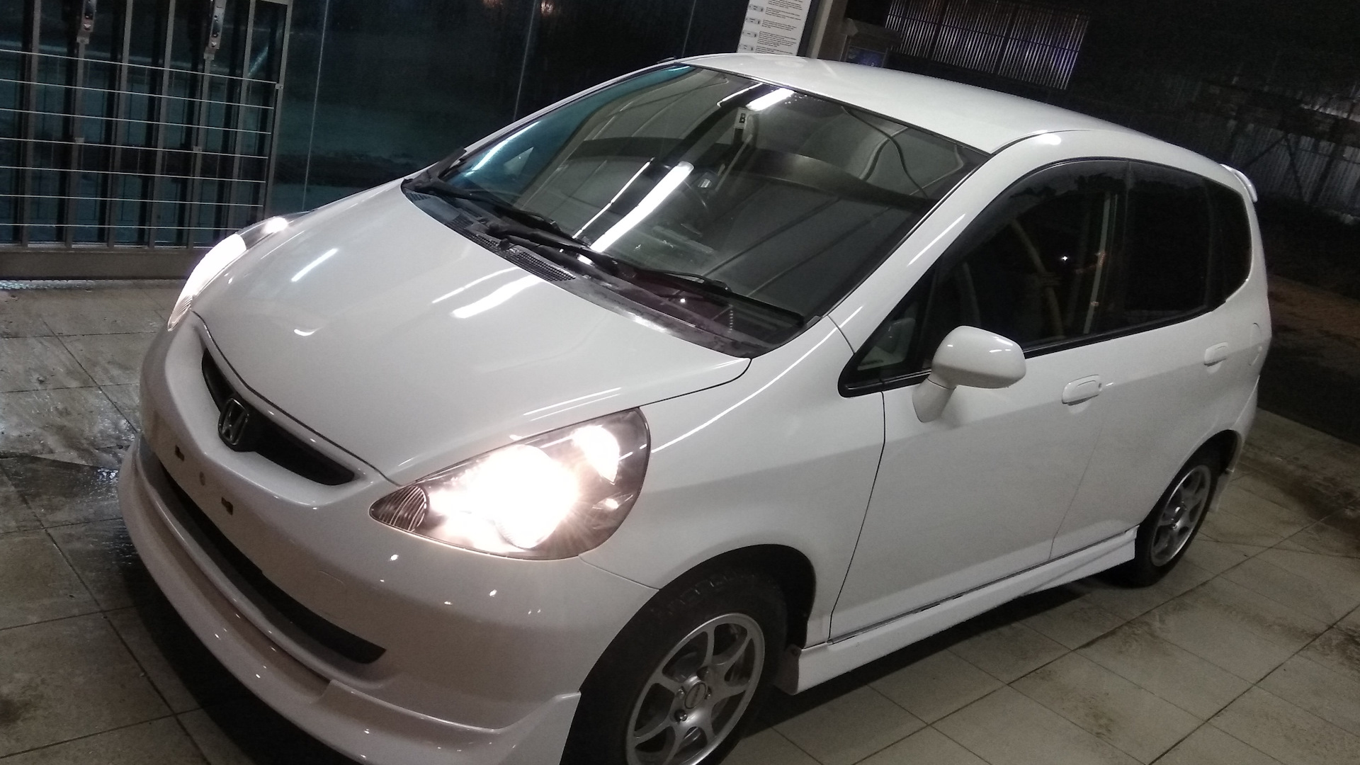 Honda Fit (1G) 1.3 бензиновый 2001 | на DRIVE2