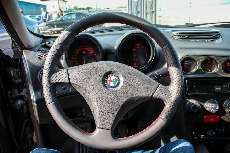 перешитый руль — Alfa Romeo 156, 2,5 л, 1998 года | аксессуары | DRIVE2