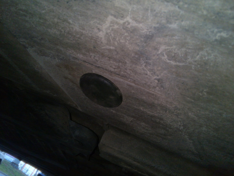 Правильные заглушки на месте. — Renault Megane III