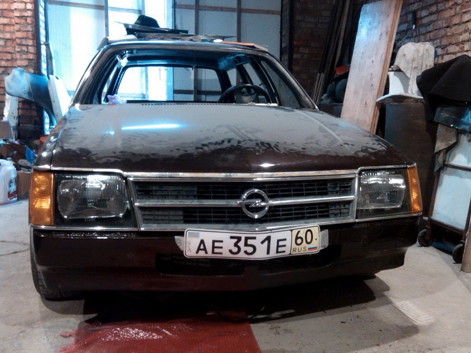 Фото в бортжурнале Opel Rekord E
