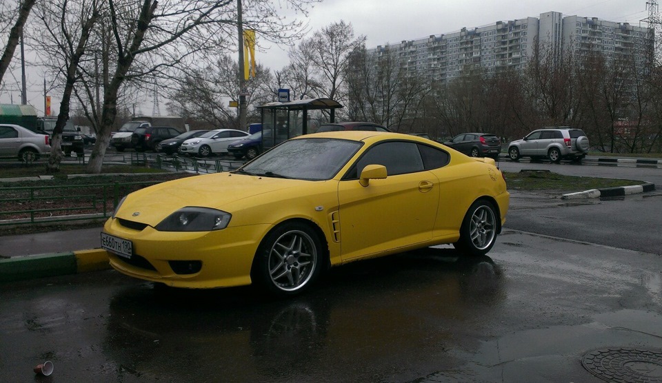 Hyundai Genesis Coupe Р¶РµР»С‚С‹Р№