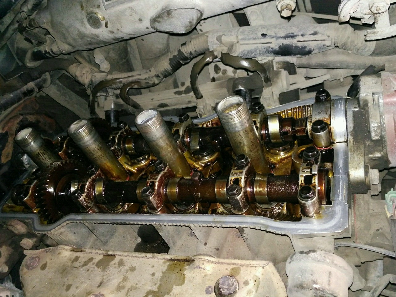 Регулировка клапанов 3s fe. 3sfe Toyota клапана. Шайбы регулировочные клапанов Тойота 3s-Fe. Двигатель 3s-Fe клапан. Двигатель 3s-Fe регулировка клапанов.