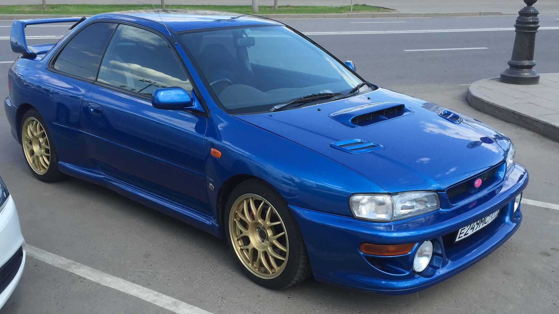 Subaru Impreza WRX STI 22b