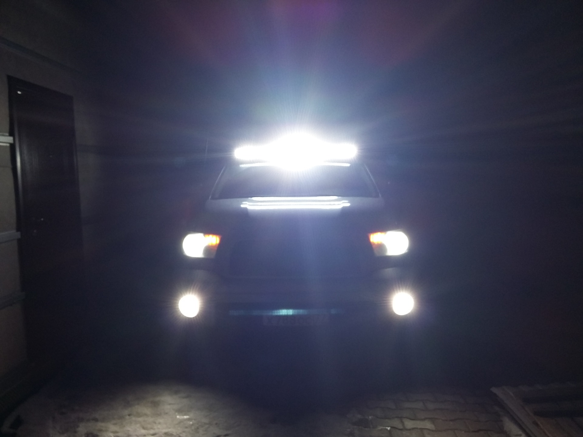 Люстра на крышу 480 Ватт — Toyota Tundra (II), 5,7 л, 2007 года ...
