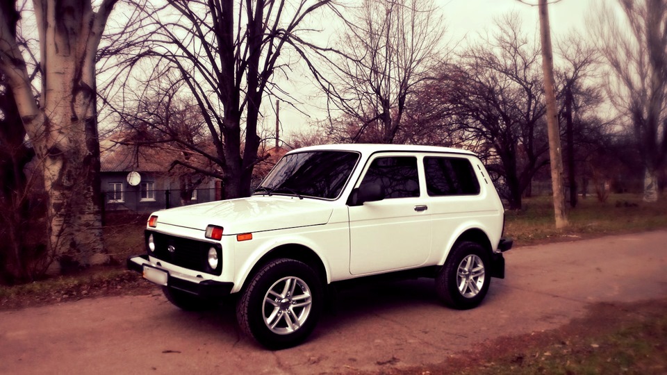 Шум при заводке на холодную — Lada 4x4 3D, 1,7 л, 2012 года | видео ...