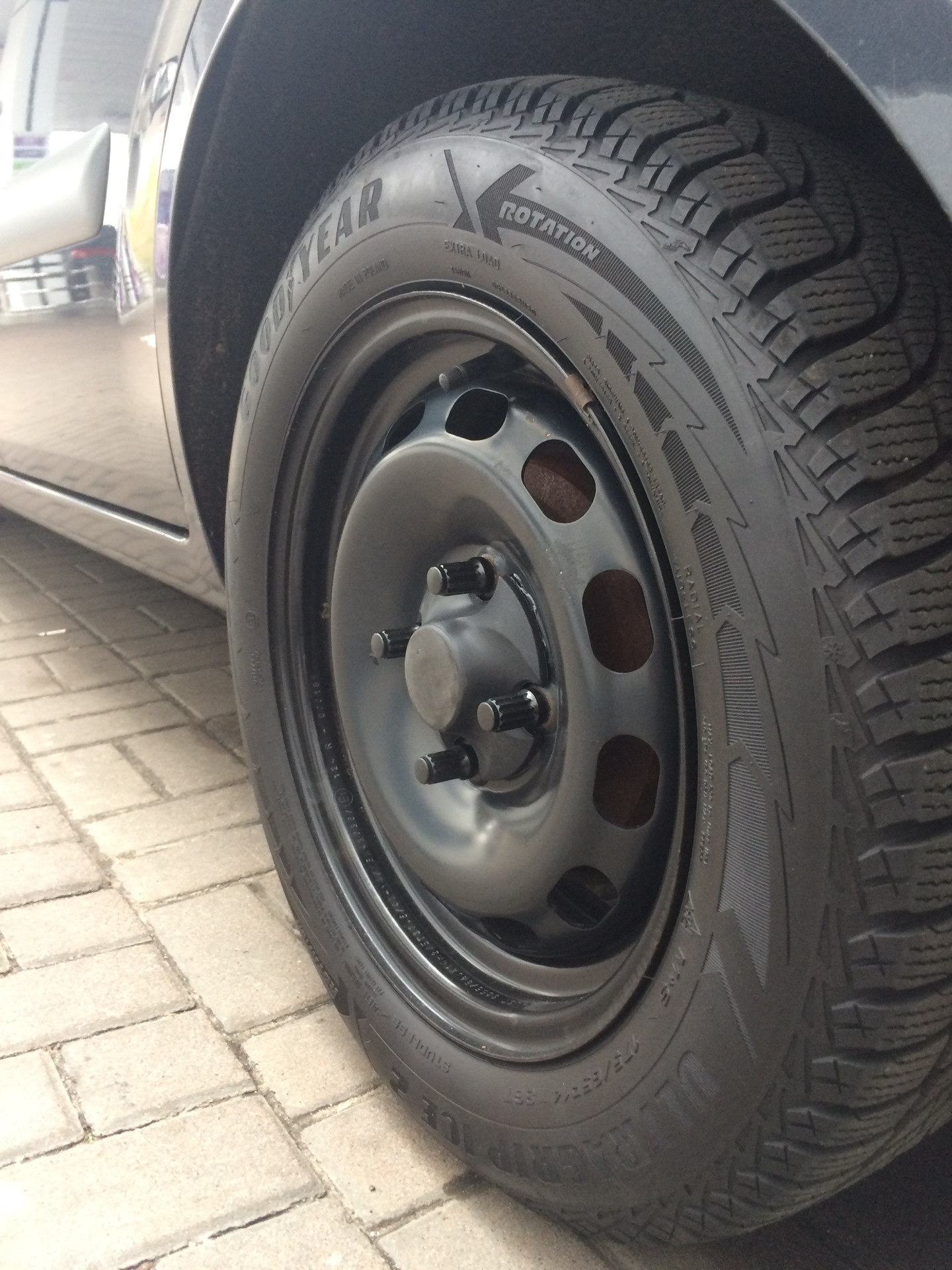 Ступичные колпачки на диски KFZ — Ford Fiesta (Mk V), 1,4 л, 2008 года ...