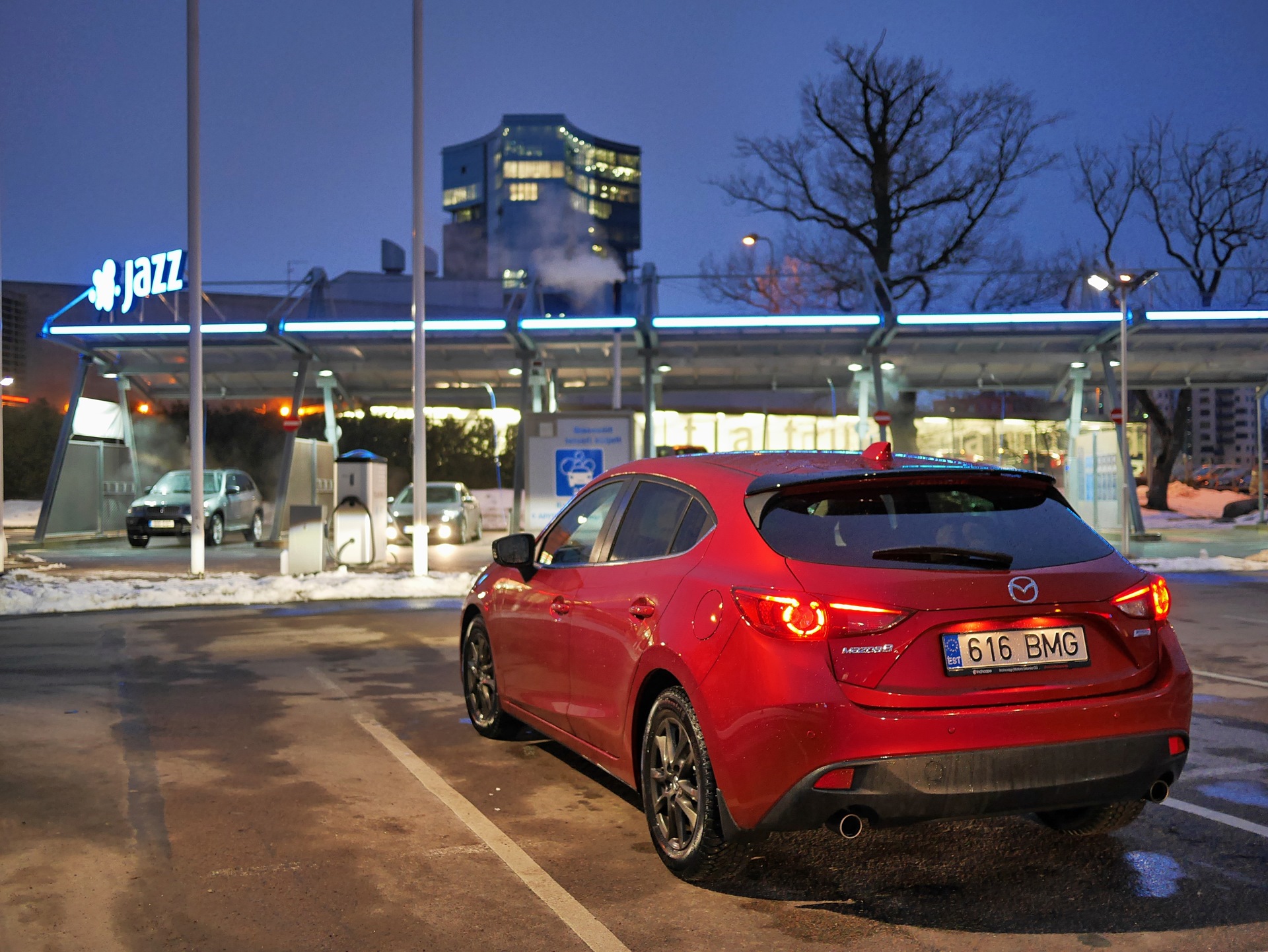 Мойка машины на Jazz Selvepesula — Mazda 3 (3G) BM, 2 л, 2014 года | мойка  | DRIVE2