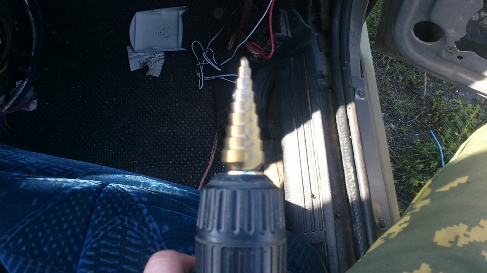 установка рупоров Ground Zero — Lada 2114, 1,6 л, 2007 года | автозвук ...