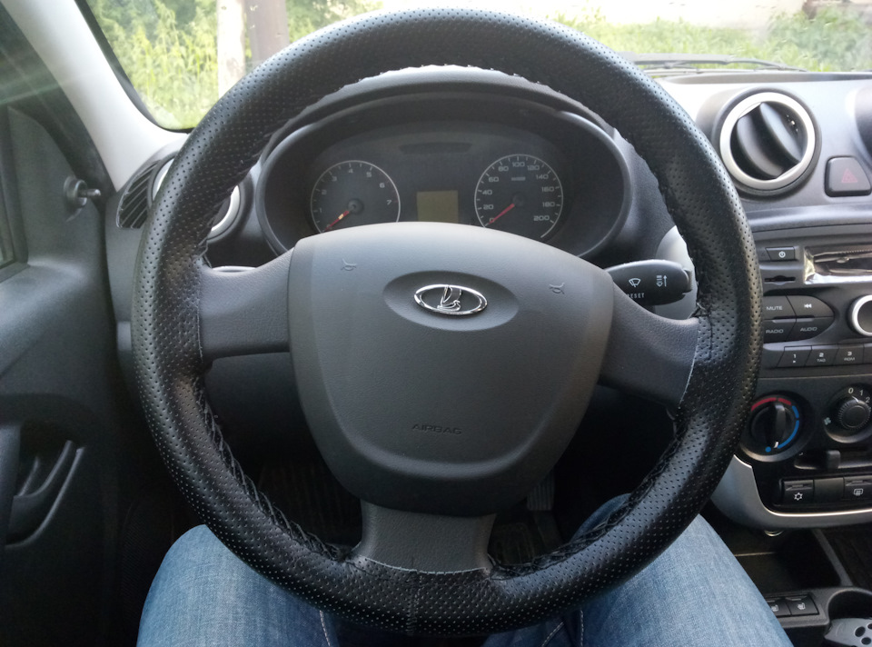 Обшил руль кожаной оплеткой с Aliexpress. — DRIVE2