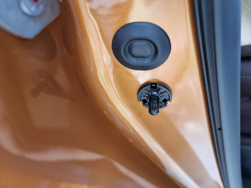 Концевик двери Рено Дастер и потерянный пыльник (Колпачок)! — Renault ...
