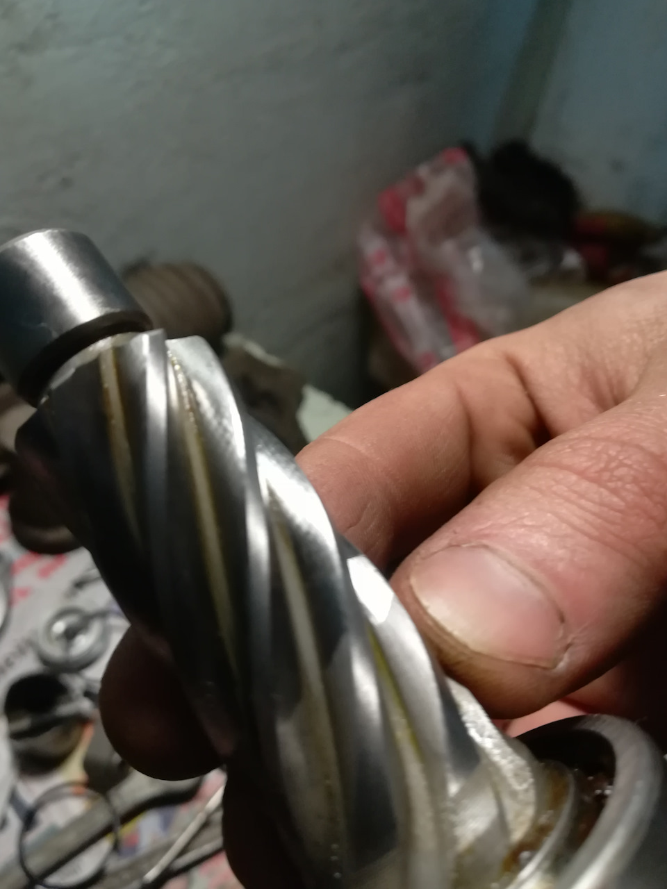 Червяк в идеале — Lada Granta