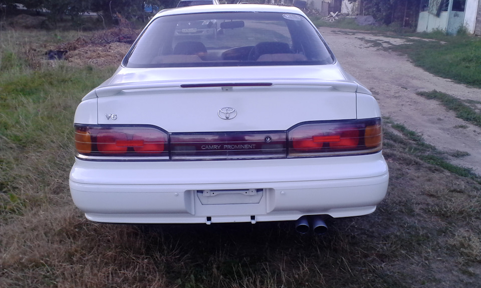 Toyota camry prominent фото