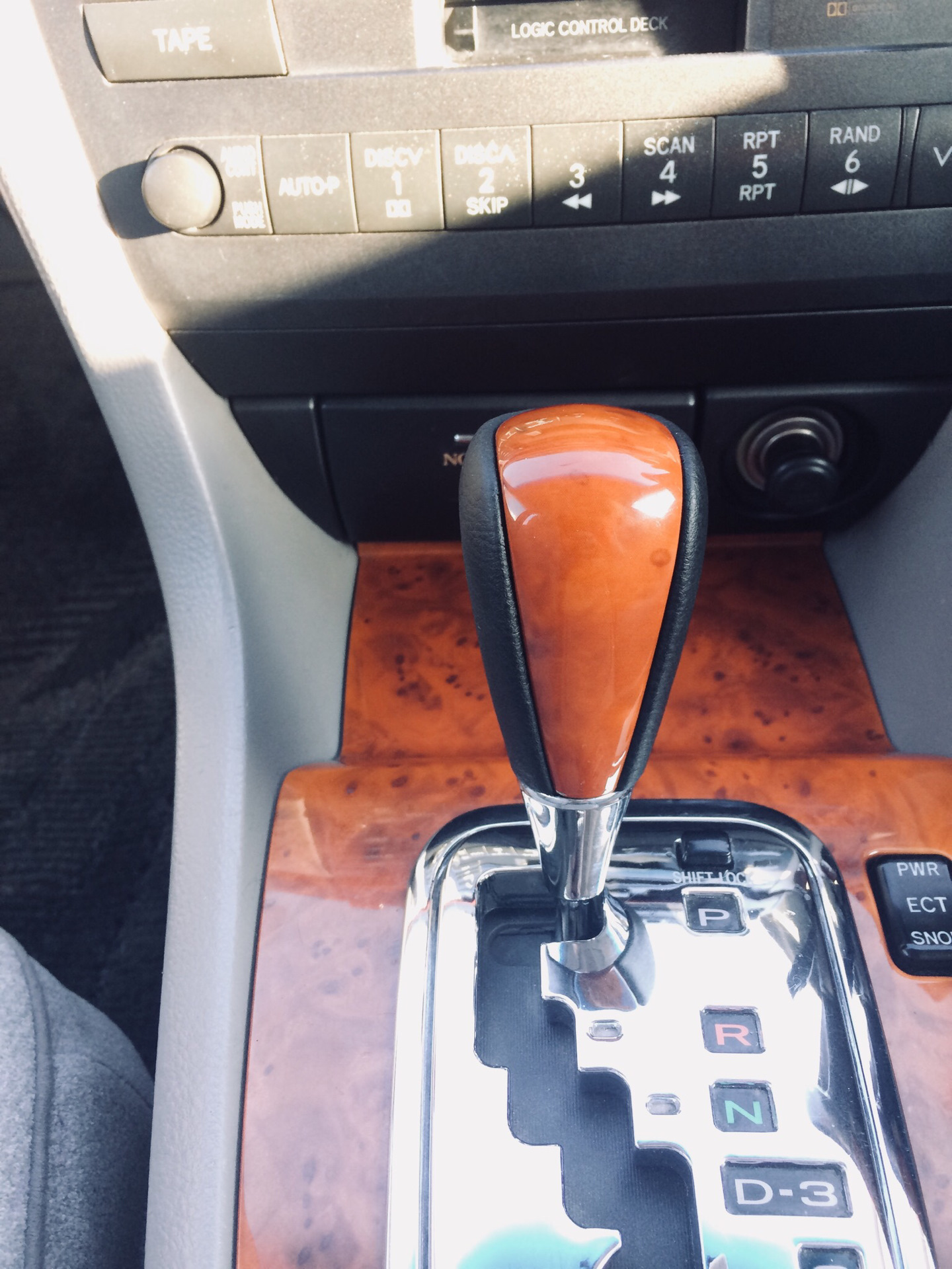 Как снять ручку акпп марк 2 Перетяжка ручки АКПП - Toyota Mark II (110), 2 л, 2002 года аксессуары DRIVE2