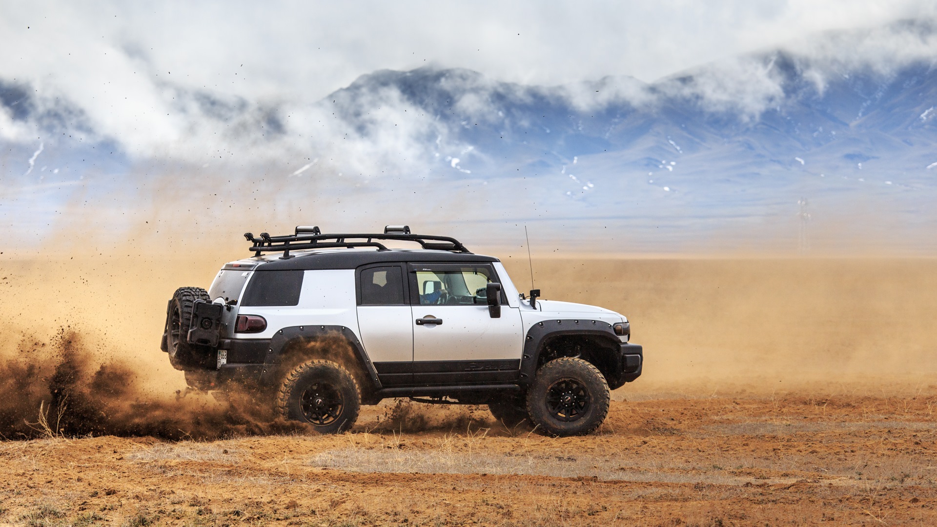 Toyota FJ Cruiser Wallpaper