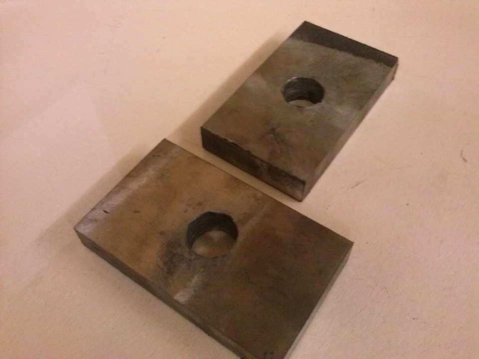 линия сверловки чпу. Akyapak 3 adm 1200. отверстия в деревянной балке. крепёж для балки перекрытия. измерительный диск.