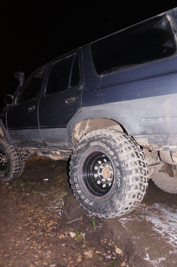 Фото в бортжурнале Toyota Hilux Surf (2G)