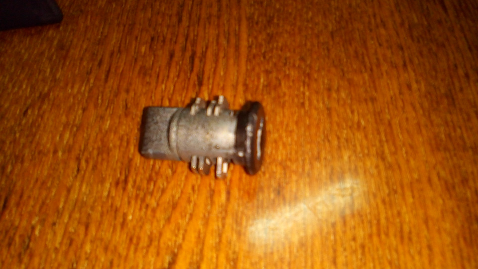 321d2ds 960 Как открыть бардачок бмв е34