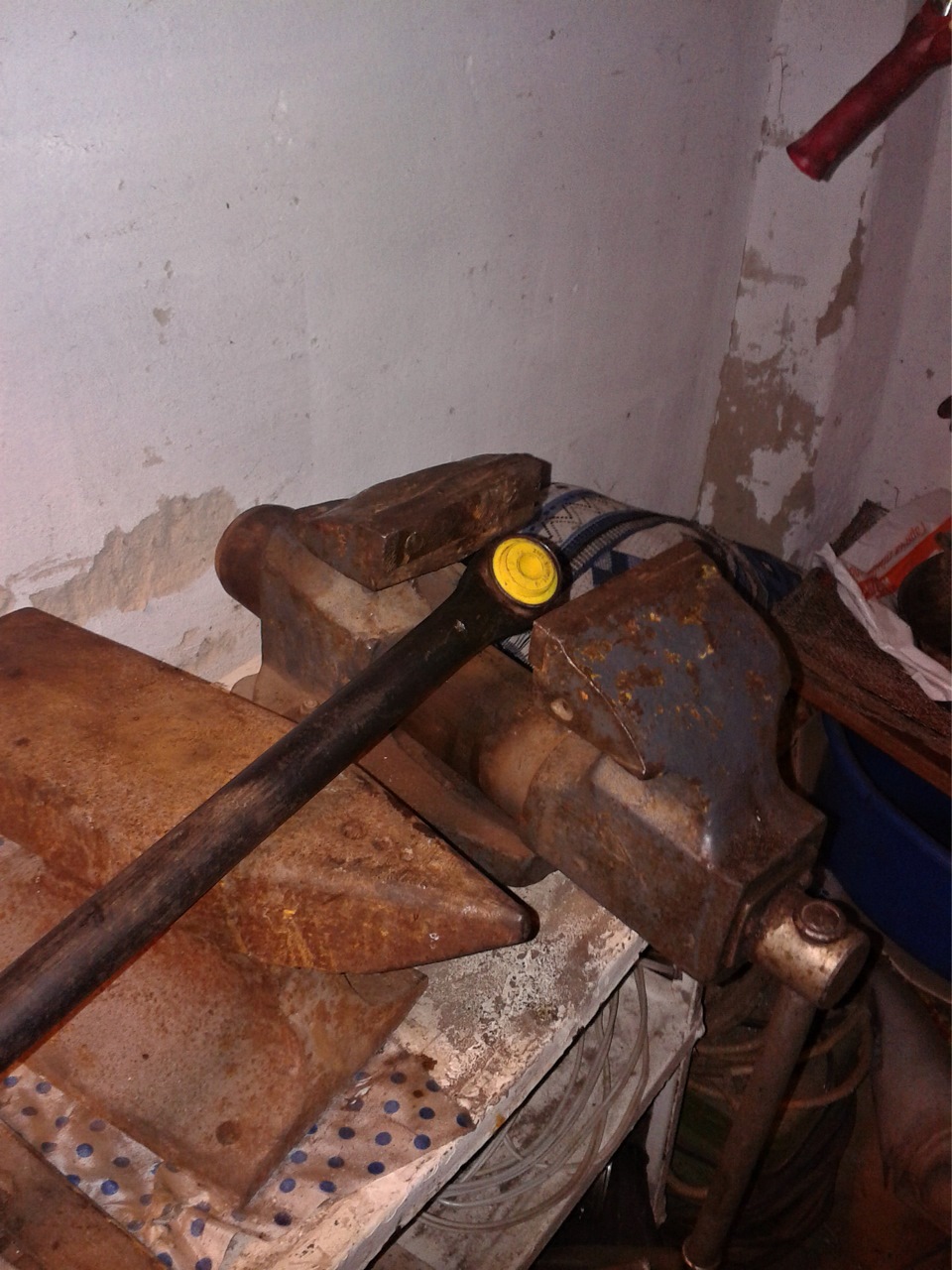 35# Замена втулок в реактивных тягах (на полиуретановые) — Lada 21063 ...