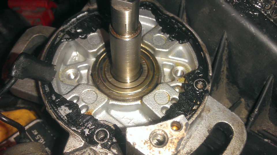 Замена сальника трамблера. — Nissan Primera (P11), 2 л, 1997 года ...