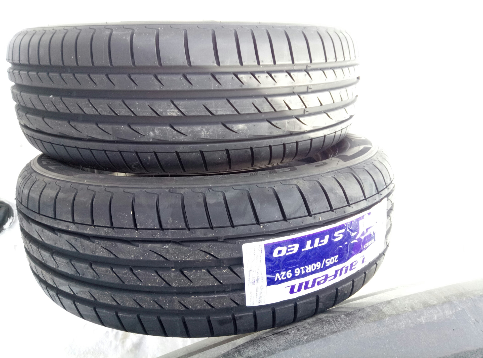 Hankook 215 55 r18. Laufenn s-Fit EQ lk01. Hankook s Fit EQ. 225/55r18 XL 98v Laufenn lk01. Laufenn s Fit drive2.