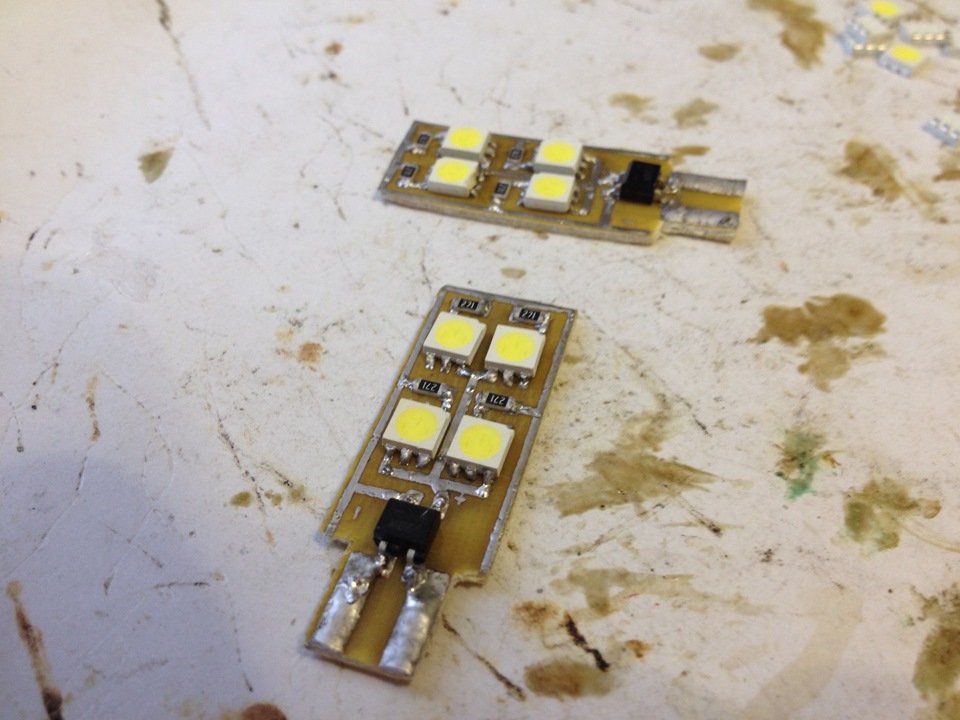 Подсветка номера — Lada Калина Хэтчбек (1G), 2010 года | стайлинг | DRIVE2