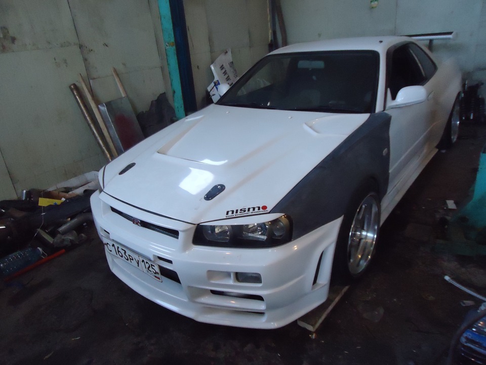 Neksa Autotuning Skyline r34