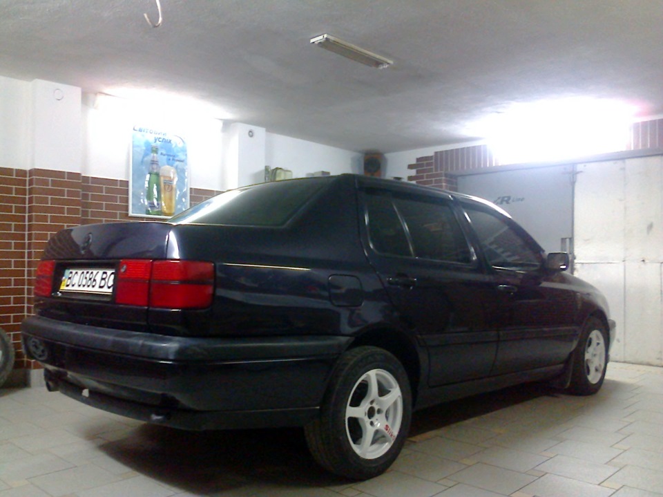 После покраски дисков и кузовных деталей — Volkswagen Vento, 1,8 л ...