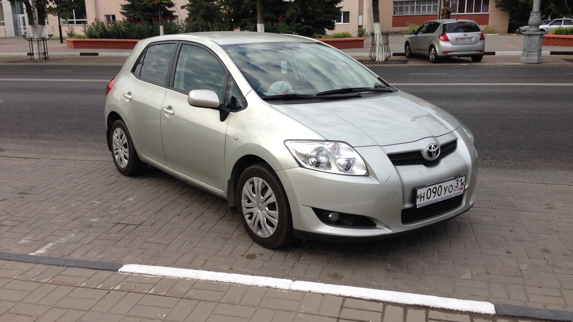 Аурис отзывы владельцев. Toyota Auris 1.6. Зажигание Тойота аурис 1.6 124 л.с.