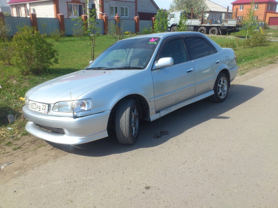 Пороги королла. Toyota Corolla 110 пороги. Пороги на Тойота Королла 110 кузов. Порог Королла 110. Ривер Тойота Королла 110 кузов.