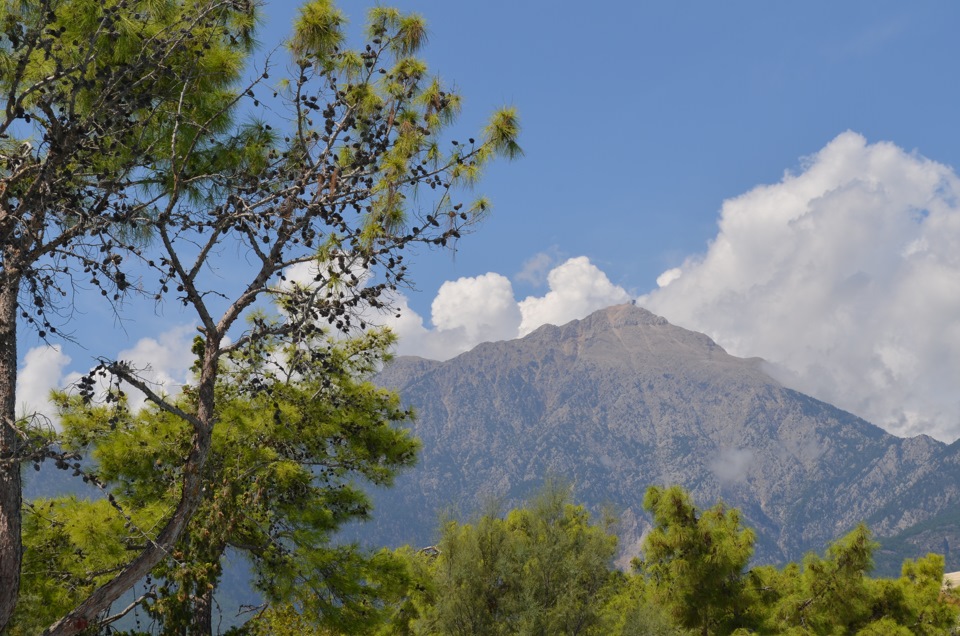 Тахталы гора в турции. Гора тахталы кемер. Гора тахталы. Гора тахталы кемер. Таврские горы турция.