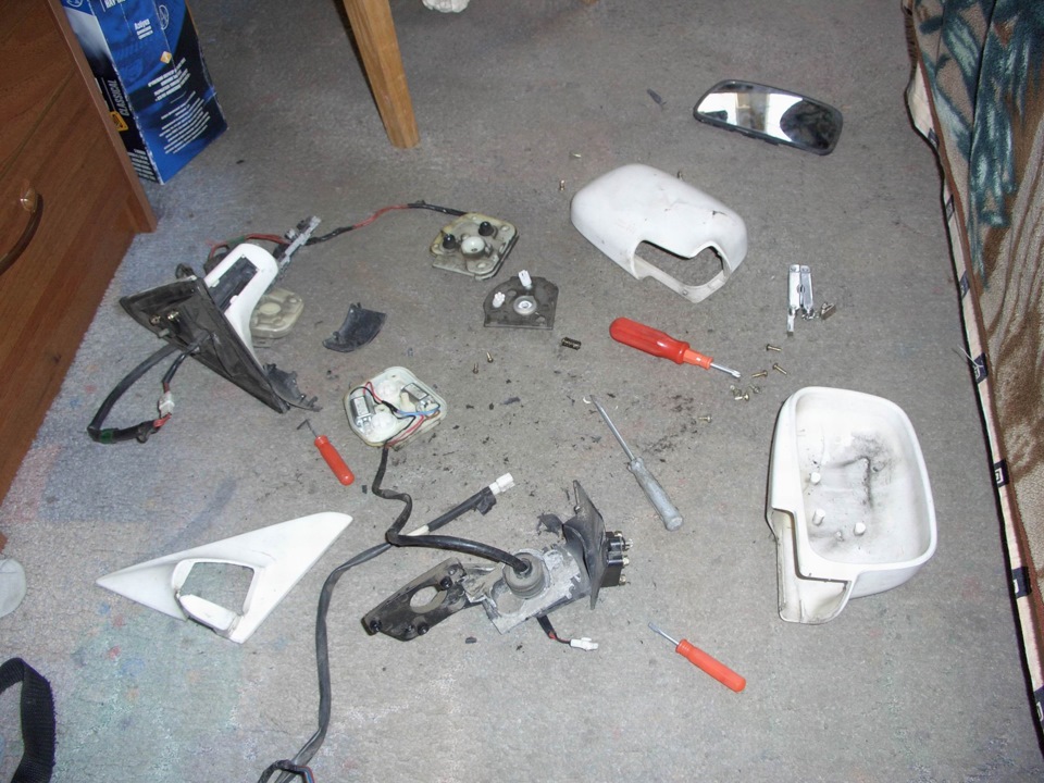 восстановление зеркал заднего вида — Toyota Corolla (90), 1,5 л, 1990 ...