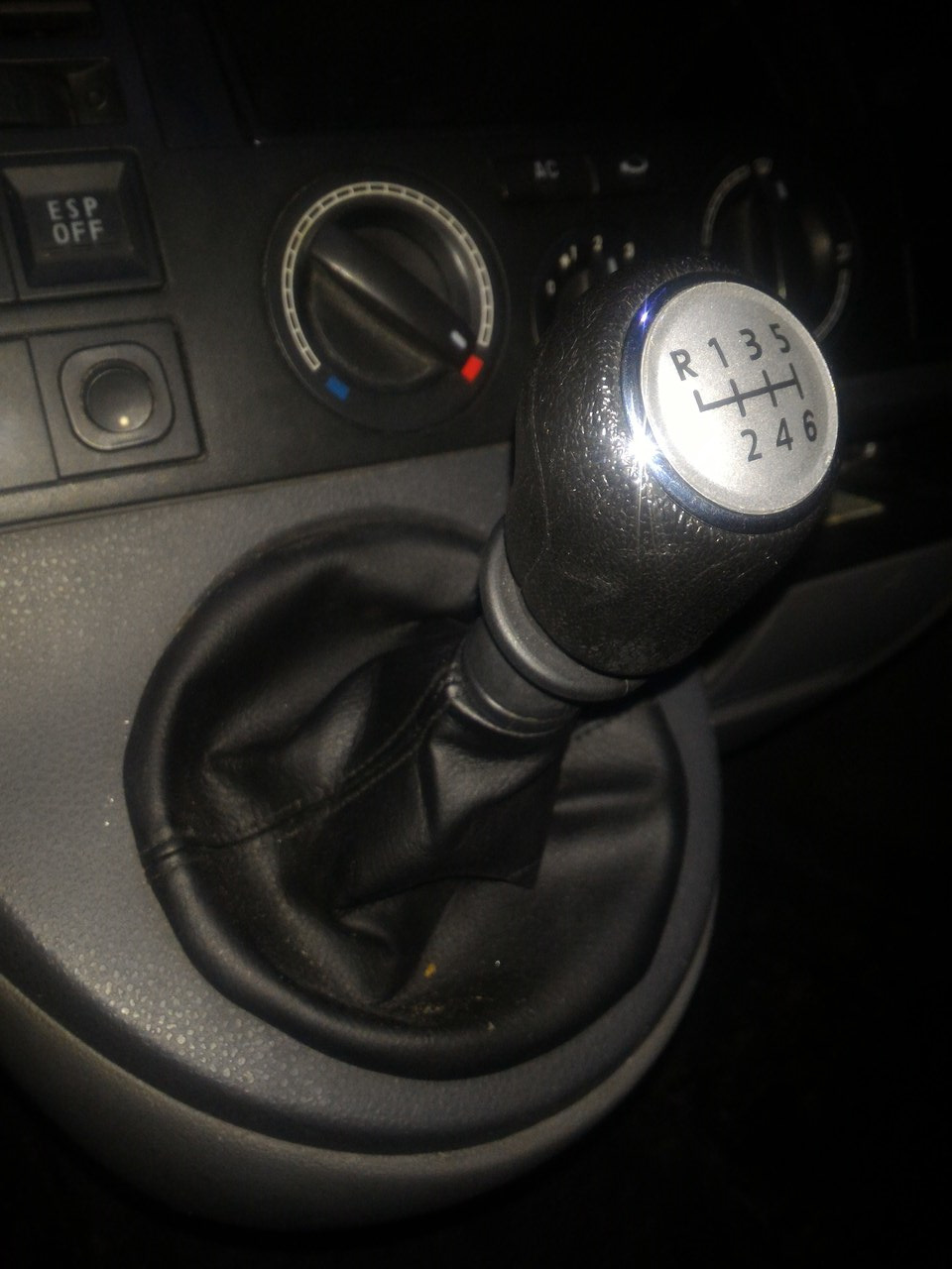Новый рычаг МКПП — Volkswagen Transporter T5, 2,5 л, 2008 года ...