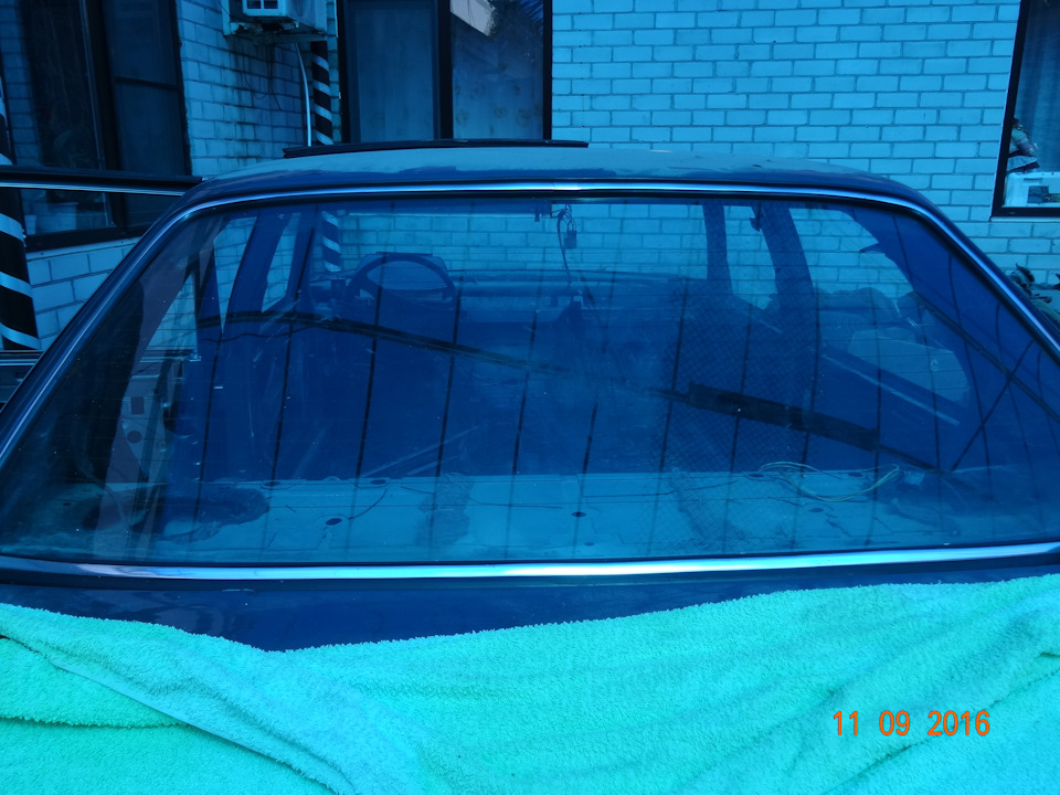 Photo from the logbook BMW 7 series (E23)