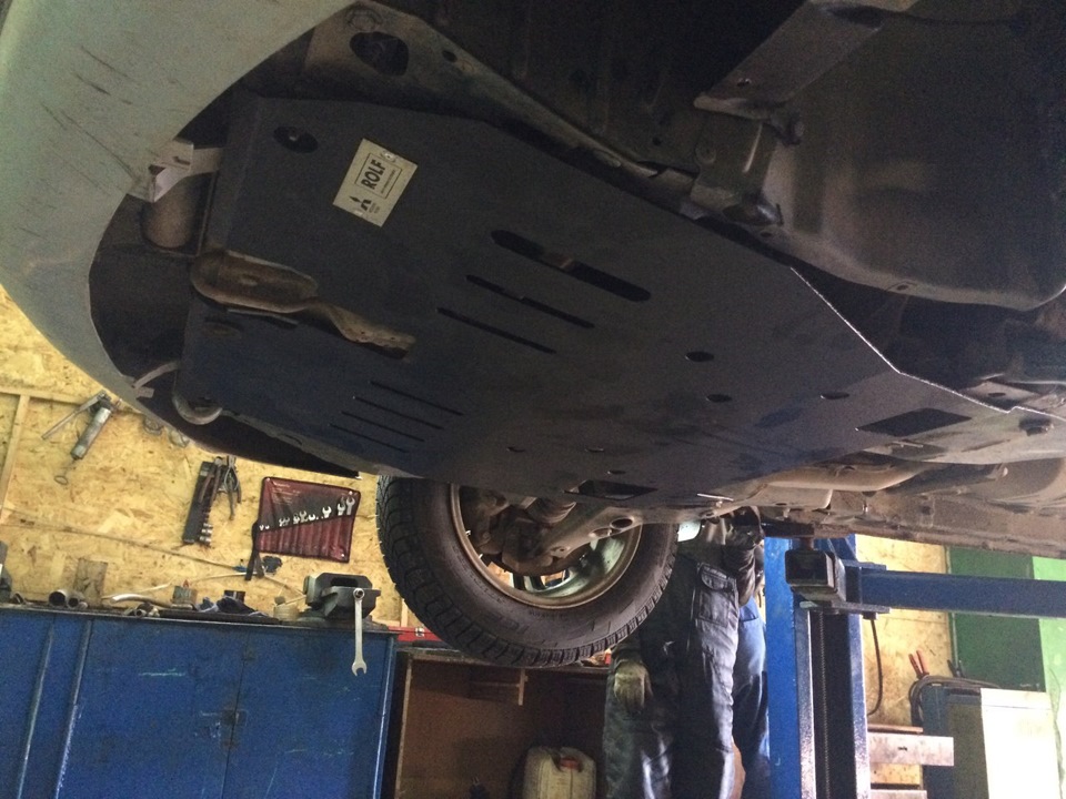 Покраска защиты двигателя — Mitsubishi Lancer IX, 1,6 л., 2007 года ...