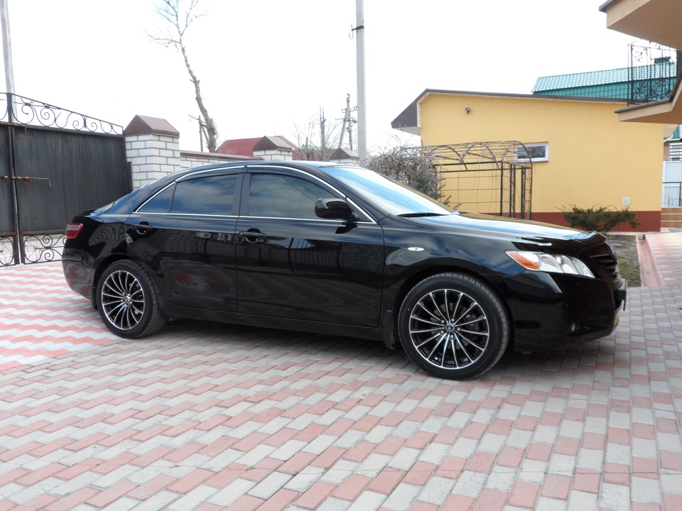 Камри 40 на 19 дисках фото Новые лапти R18)) - Toyota Camry (XV40), 3,5 л, 2007 года колёсные диски DRIVE2